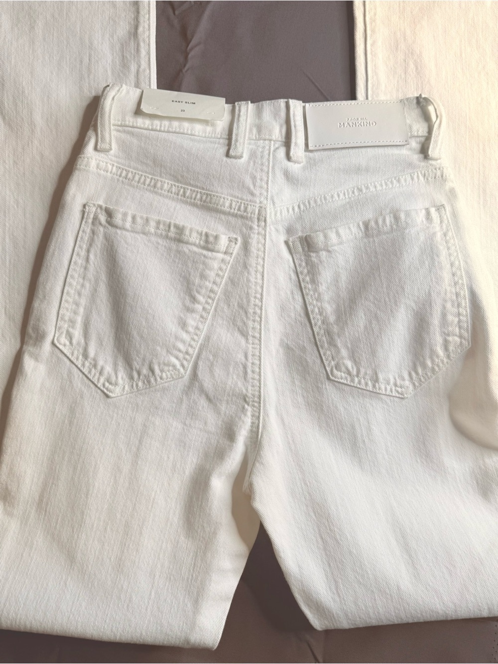 7 For All Mankind Women’s Size 23 Color White